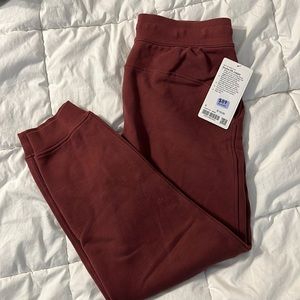 NWT Lululemon Scuba HR jogger